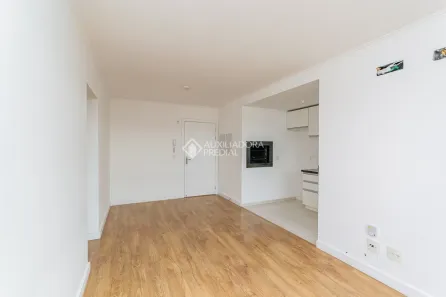 Apartamento com 2 Quartos para alugar, 60m² no Partenon, Porto Alegre