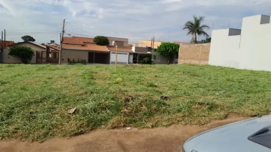 Lote/Terreno à venda, 564m² no Jardim Astúrias, São José do Rio Preto