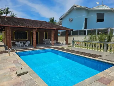 Casa de Condomínio com 3 Quartos à venda, 195m² no Balneário Praia do Pernambuco, Guarujá