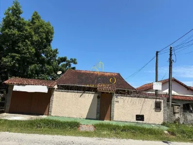 Casa com 5 Quartos à venda, 350m² no Jacaroá, Maricá