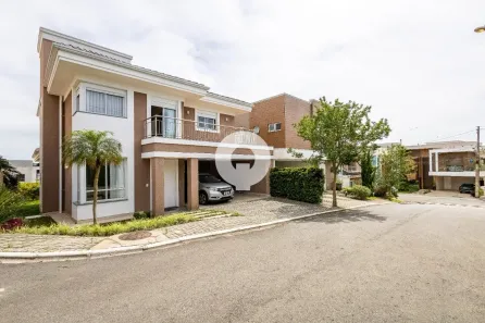 Casa de Condomínio com 4 Quartos à venda, 254m² no São Braz, Curitiba