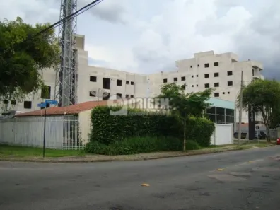 Imóvel Comercial com 4 Quartos para alugar, 127m² no Água Verde, Curitiba