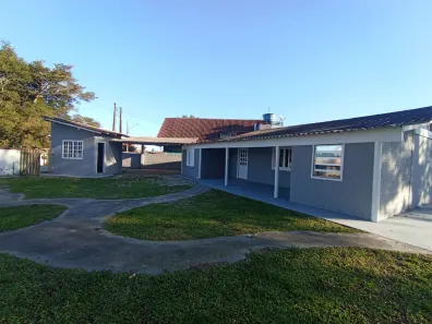 Casa com 6 Quartos para alugar, 157m² no Itapema do Norte, Itapoá