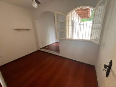 Casa com 4 Quartos à venda, 162m² no Jardim Belvedere, Volta Redonda