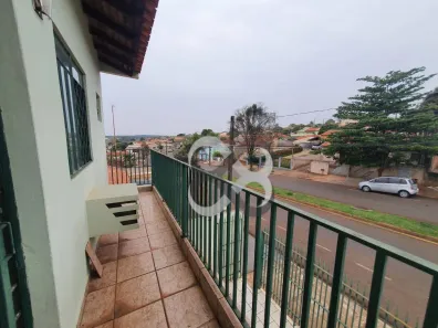 Sobrado com 3 Quartos à venda, 170m² no Paraíso, Ibiporã