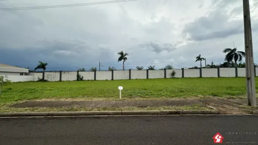 Lote/Terreno à venda, 300m² no Parque Residencial Mart Ville, Presidente Prudente