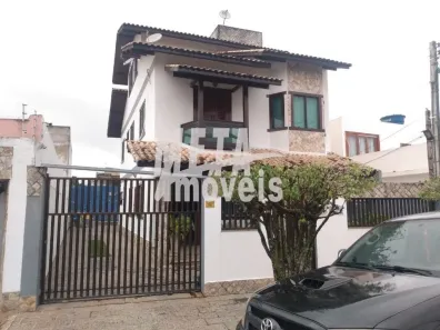 Casa com 4 Quartos à venda, 450m² no Parque Turf Club, Campos dos Goytacazes