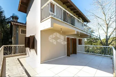 Casa com 5 Quartos à venda, 350m² no Vila Nova, Porto Alegre