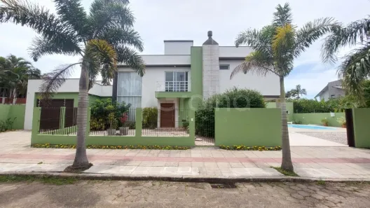 Casa com 4 Quartos à venda, 350m² no Armação do Pântano do Sul, Florianópolis