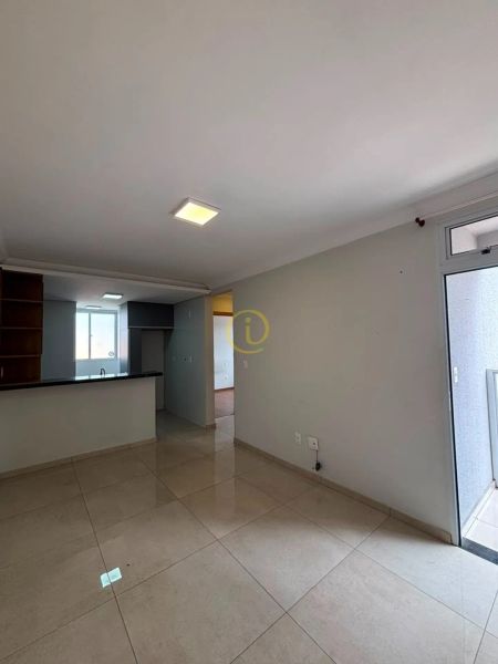 Apartamento com 2 quartos — Santa Terezinha, Belo Horizonte