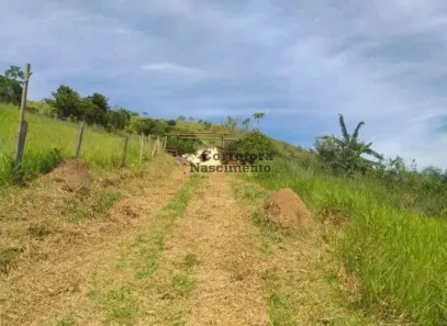 Fazenda/Sítio com 2 Quartos à venda, 110m² no Vila Santa Rita, Jacareí