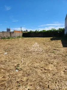 Lote/Terreno à venda, 300m² no Pampulha, Uberlândia