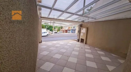 Casa com 3 Quartos à venda, 150m² no Jardim Leocádia, Sorocaba