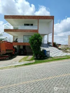 Casa de Condomínio com 10 Quartos à venda, 510m² no Mirante, Campina Grande