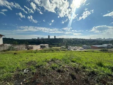 Lote/Terreno à venda, 360m² no Portal de Versalhes 1, Londrina