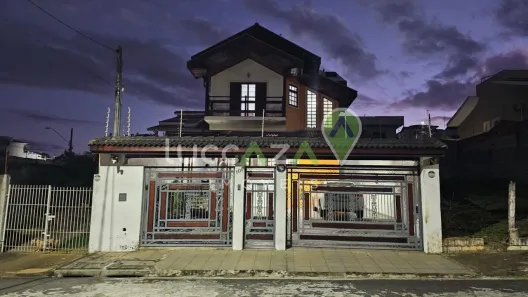 Casa com 3 Quartos à venda, 248m² no Jardim Terras de Santa Helena, Jacareí