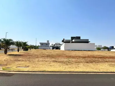 Lote/Terreno à venda, 979m² no Granja Marileusa, Uberlândia