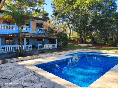 Fazenda/Sítio com 3 Quartos à venda, 400m² no Sousas, Campinas