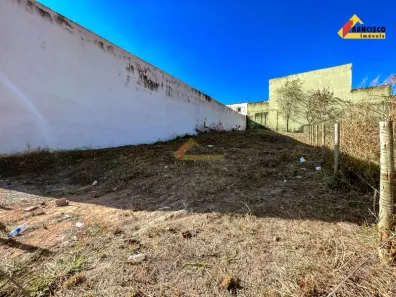 para alugar, 480m² no Levindo Paula Pereira, Divinópolis