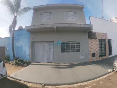 Casa com 3 Quartos para alugar, 100m² no Cidade Nova, Franca