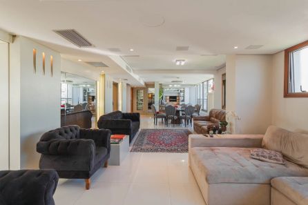 Apartamento com 4 Quartos à venda, 307m² no Três Figueiras, Porto Alegre