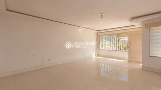 Casa com 3 Quartos à venda, 147m² no Chácara das Pedras, Porto Alegre