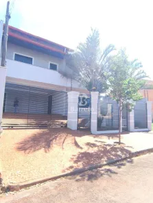 Casa com 3 Quartos à venda, 250m² no Jardim das Flores, Cambé