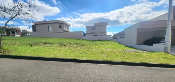 Lote/Terreno à venda, 300m² no Reserva Central Parque, Salto