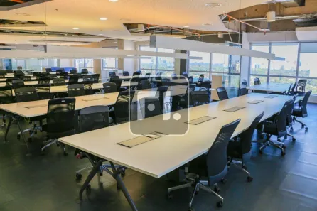 Sala Comercial para venda ou aluguel, 667m² no Cidade Monções, São Paulo