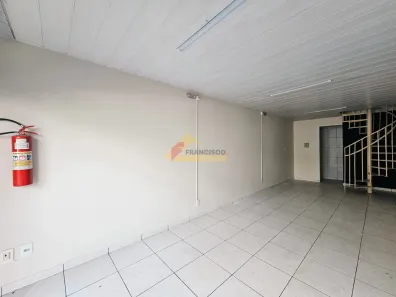Ponto Comercial para alugar, 30m² no Centro, Divinópolis