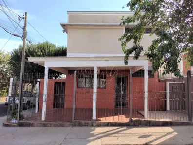 Sobrado com 2 Quartos à venda, 109m² no Vila Xavier (Vila Xavier), Araraquara