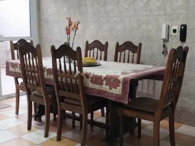 Sobrado com 4 Quartos à venda, 260m² no Vila Dutra, Campinas