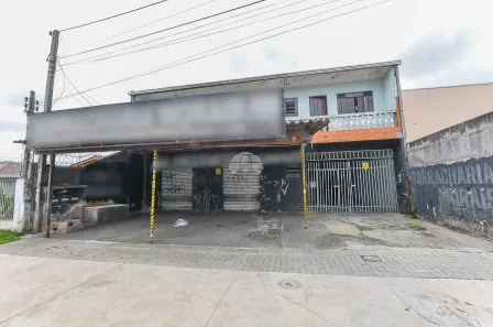 Sobrado com 3 Quartos à venda, 150m² no Xaxim, Curitiba