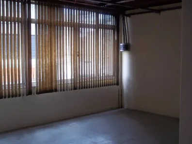 Sala Comercial para alugar, 300m² no Vila Prudente, São Paulo