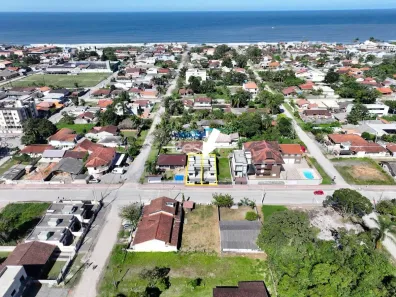 Casa com 3 Quartos à venda, 79m² no Centro, Itapoá