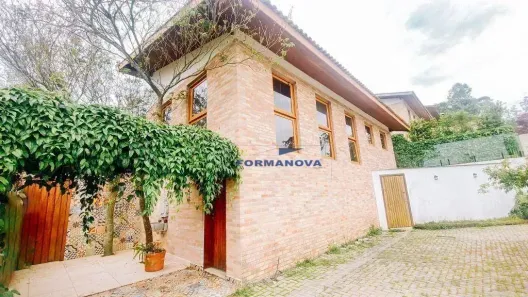 Casa de Condomínio com 3 Quartos à venda, 450m² no Chácara dos Junqueiras, Carapicuíba