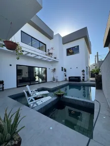 Casa de Condomínio com 6 Quartos à venda, 336m² no Cajueiros (Itaipuaçu), Maricá