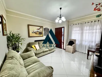 Casa com 3 Quartos à venda, 210m² no Jardim Shangri-lá, Itapetininga