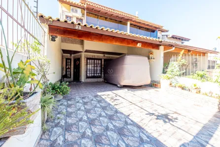 Casa com 3 Quartos à venda, 203m² no Cavalhada, Porto Alegre