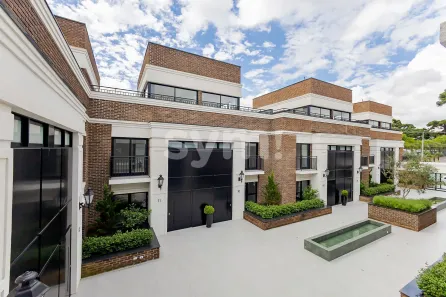 Casa de Condomínio com 3 Quartos à venda, 226m² no Ahú, Curitiba
