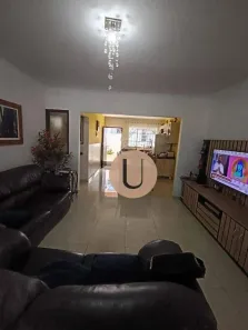 Casa com 2 Quartos à venda, 195m² no Parque das Nações, Santo André