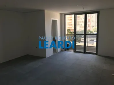 Sala Comercial com 1 Quarto à venda, 35m² no Vila Cordeiro, São Paulo