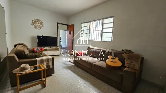 Casa com 3 Quartos para alugar, 272m² no Lídice, Uberlândia