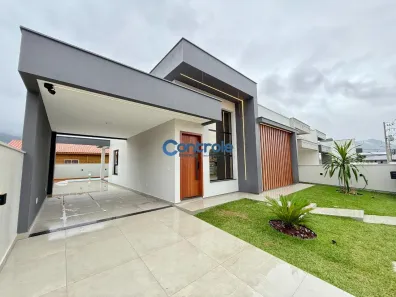 Casa com 3 Quartos à venda, 108m² no Forquilhas, São José