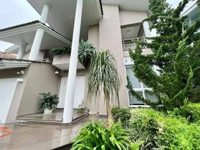 Casa com 3 Quartos à venda, 337m² no Cinqüentenário, Caxias do Sul