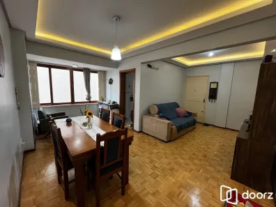 Apartamento com 2 Quartos à venda, 77m² no Cidade Baixa, Porto Alegre