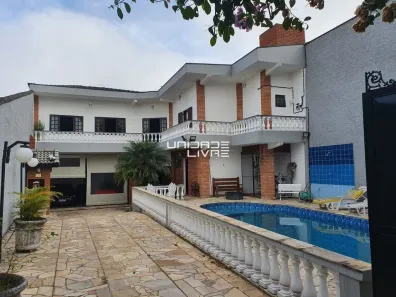 Casa com 4 Quartos à venda, 238m² no Mogi Moderno, Mogi das Cruzes
