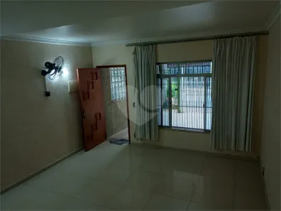 Sobrado com 2 Quartos à venda, 110m² no Jardim Peri Peri, São Paulo