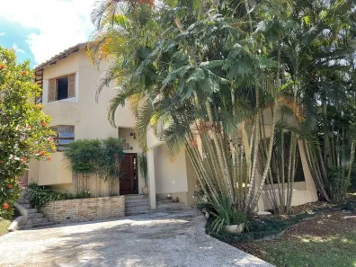 Casa de Condomínio com 3 Quartos à venda, 350m² no Parque Dom Henrique, Cotia