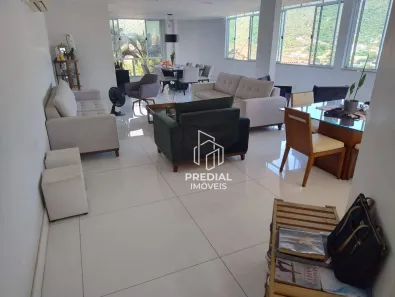 Casa com 4 Quartos à venda, 240m² no São Francisco, Niterói